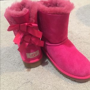 Girls UGG bow boots